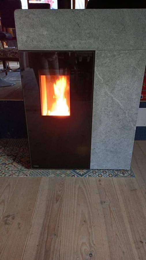 Location de vacances pour 10 personnes, avec terrasse et vue à Saint-Vincent-les-Forts - 2