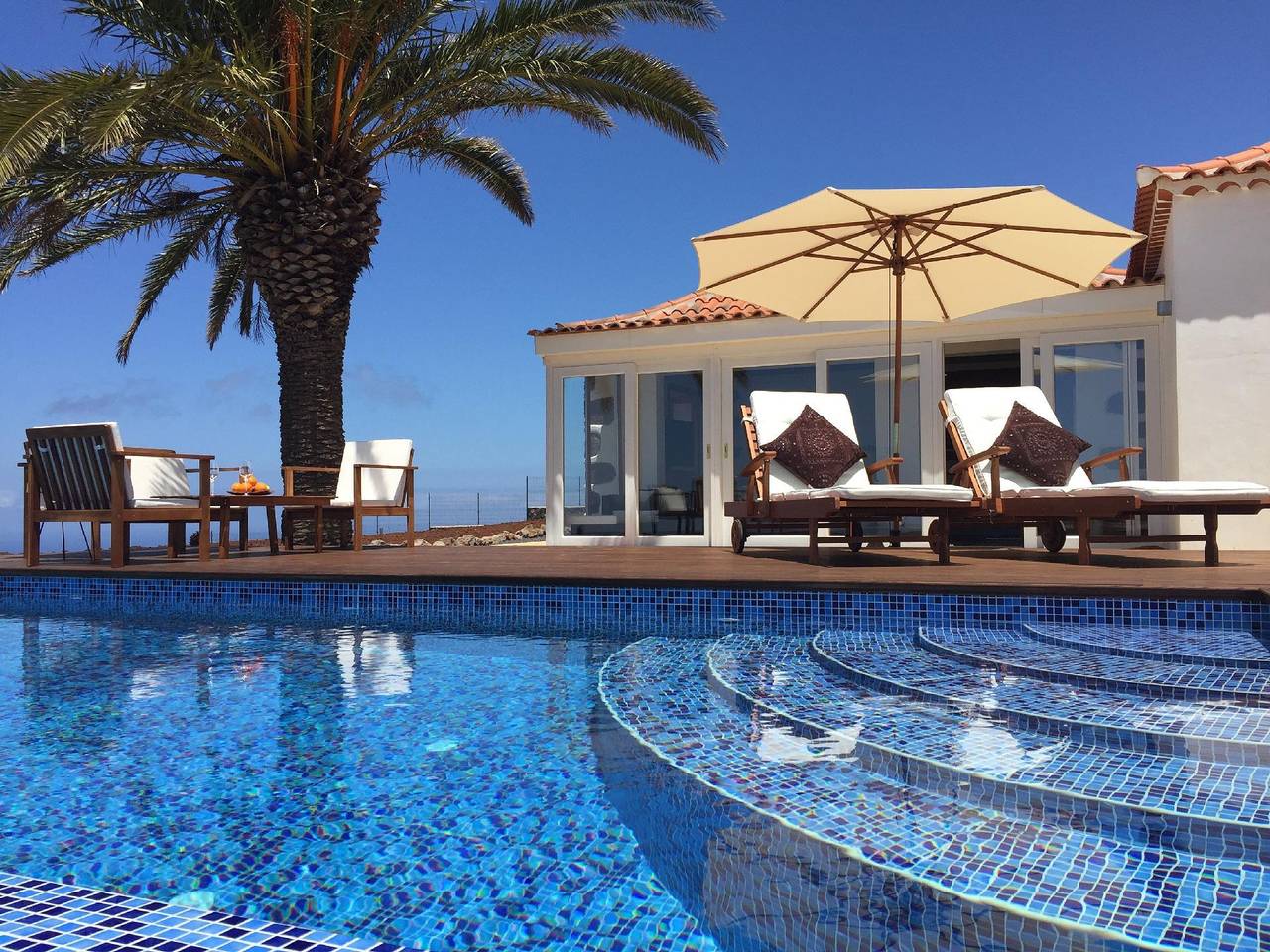 Romantische Ferienvilla mit Infinity-Pool und Panoramameerblick in Puntagorda, La Palma Nord