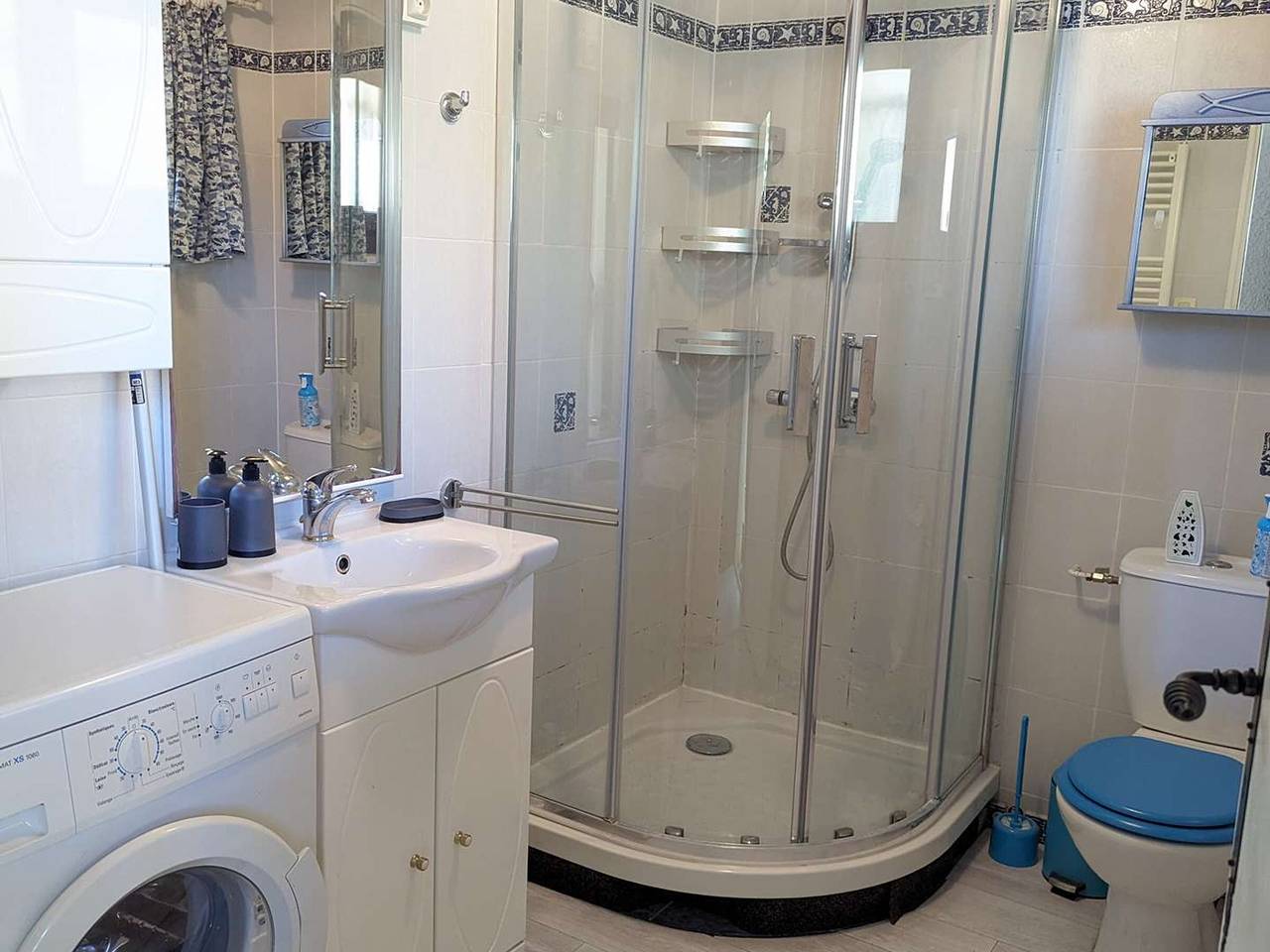 Studio entier, Appartement lumineux à Marseillan, climatisé, parking privé, 5 pers. in Marseillan-Plage, Marseillan
