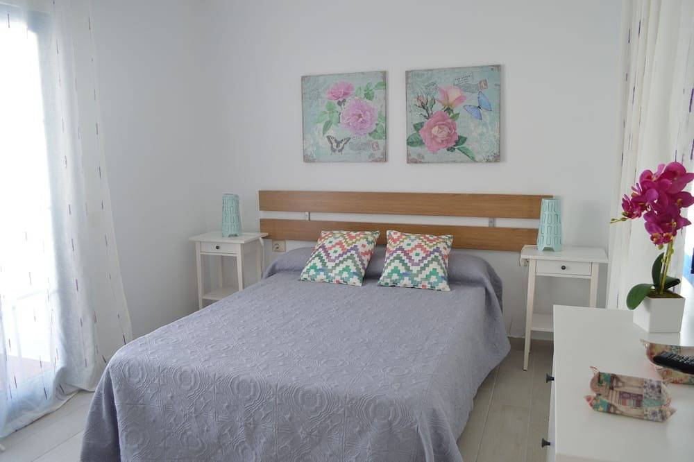 Ganze Wohnung, Innenstadt-Wohnung in Caleta de Fuste, Antigua