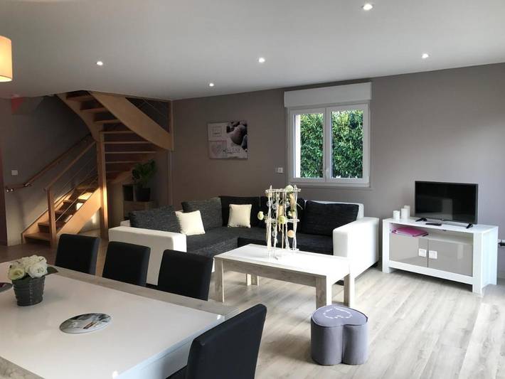 Maison de vacances pour 8 personnes, avec Jacuzzi et Terrasse ainsi que Jardin et Vue dans Parc Bagatelle