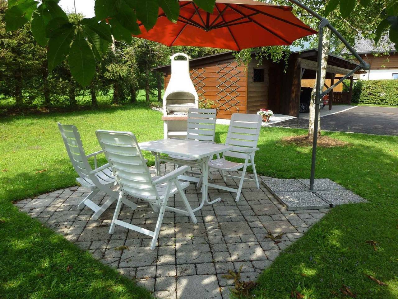 Ganze Ferienwohnung, Ferienwohnung mit Balkon und Grill in idyllischer Lage  in Strobl, Salzkammergut