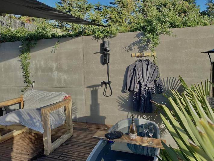 Gîte pour 2 personnes, avec jacuzzi et jardin dans Plage de la Ville Berneuf - 4