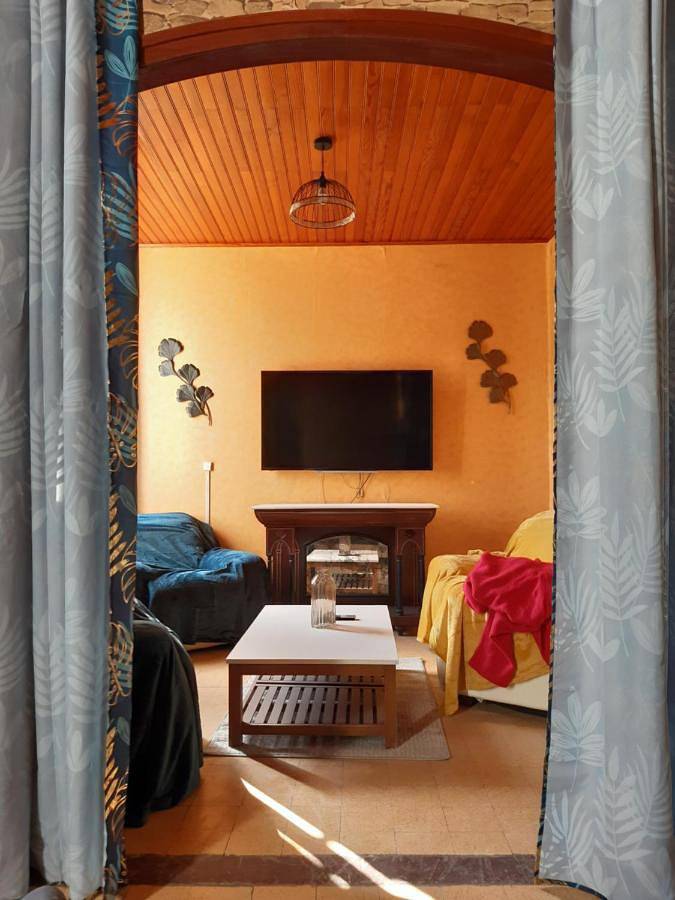 Gîte pour 7 personnes, avec vue ainsi que piscine et balcon à Robiac-Rochessadoule - 4