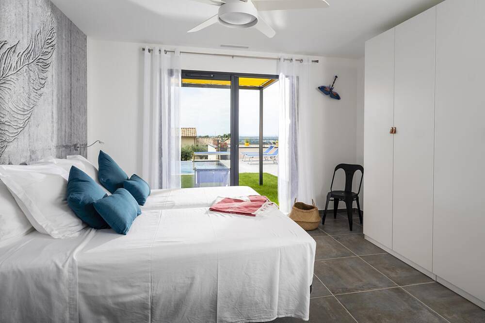 Luxury villa with A/C and a private pool in Beaumes-de-Venise, Vaucluse