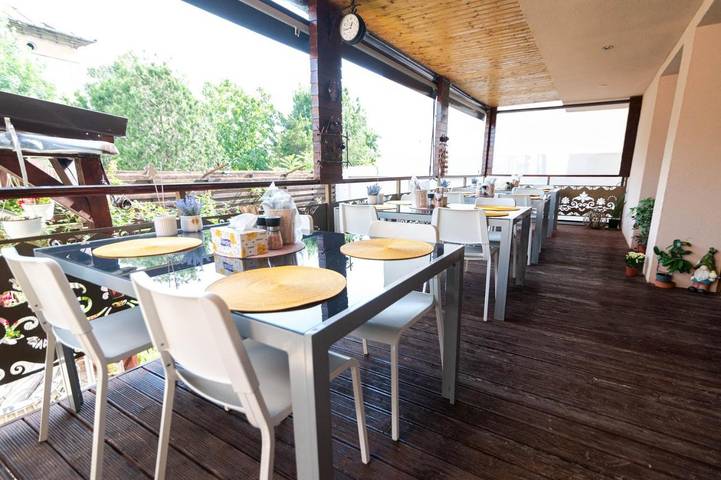 Maison d’hôte pour 4 personnes, avec terrasse et jardin dans Constanța - 2