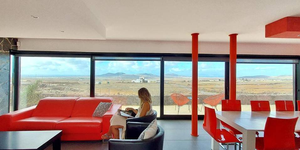 Location de vacances pour 9 personnes, avec jardin ainsi que vue et piscine à Villaverde - 4