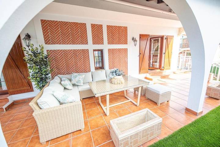 Casa rural para 6 personas, con Balcón además de Terraza y Jardín en Isla (Cantabria) - 4
