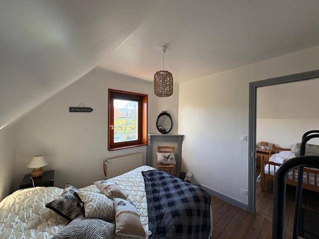 Location de vacances pour 7 personnes, avec jardin et piscine à Lottinghen