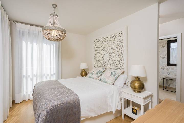 Ganze Wohnung, Familienapartment in Malaga direkt am Strand in Playa de la Misericordia, Malaga
