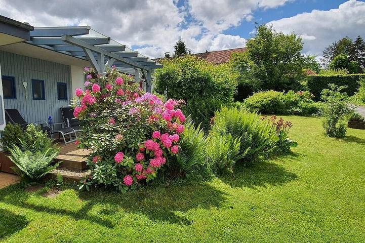 Ferienhaus für 3 Personen, mit Garten am Edersee