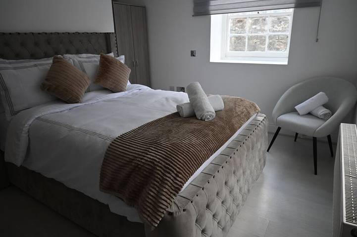 Vacation rental for 5 people, with Yard in London