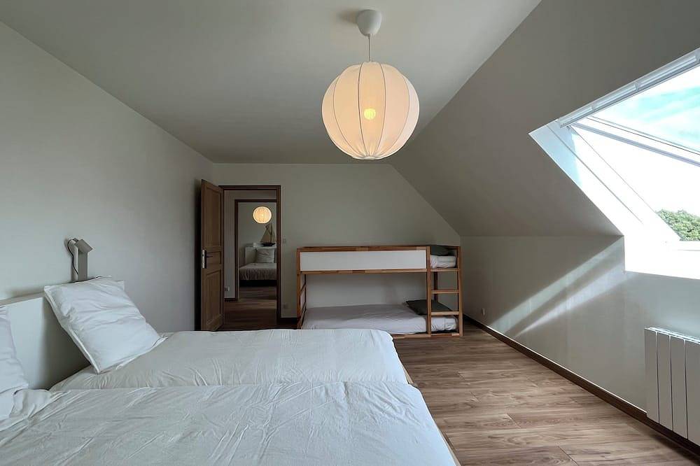 Maison Apt Duplex 160m2 avec jardin // Finistère Sud à 7 minutes des plages ! in Saint-Jean-Trolimon, Côte de Cornouaille