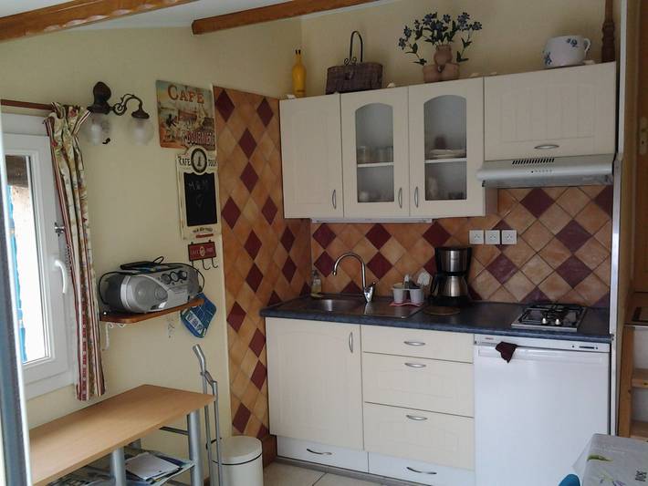 Gîte pour 2 personnes, avec jardin ainsi que terrasse et piscine à la La Ciotat - 4