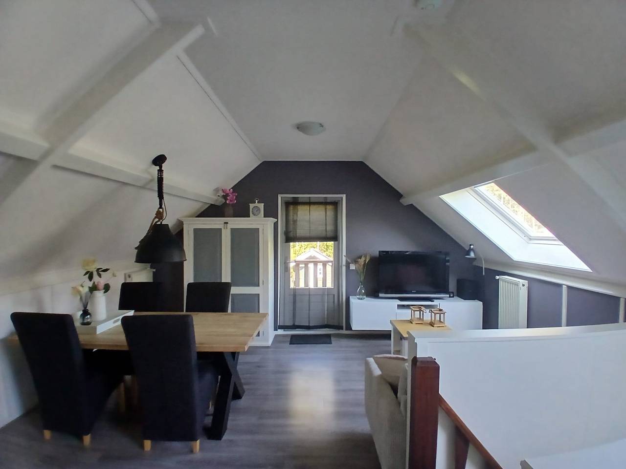 Sfeervol 2-persoons appartement met ruime tuin in Exloërmond, Drenthe in Drenthe