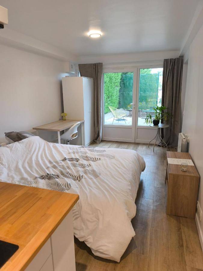 Gîte pour 2 personnes, avec Terrasse à Chaville - 2