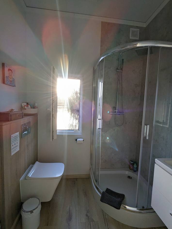 Ferienhaus für 4 Personen, mit Balkon und Terrasse sowie Garten und Seeblick in Papenburg - 4