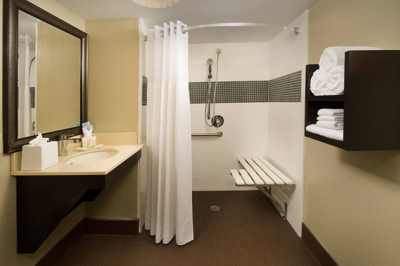 Estudio entero, Estudio para 2 personas con piscina in Doral, Florida