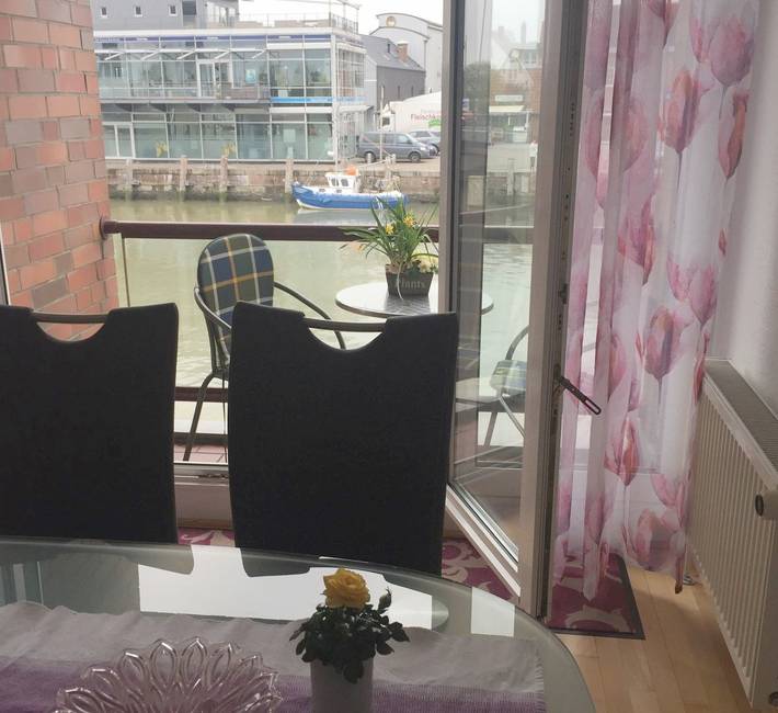 Ferienwohnung für 4 Personen, mit Balkon in der Husumer Bucht - 2