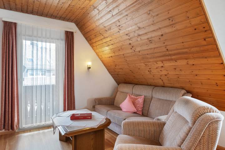 Ganze Wohnung, Ferienwohnung '1' mit Bergblick, Gemeinschaftsgarten und WLAN in Hinterzarten, Südschwarzwald