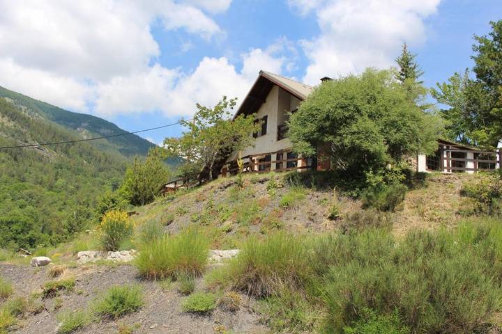 Chalet pour 12 personnes, avec Balcon et Terrasse ainsi que Jardin et Vue