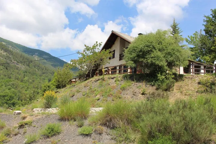 Chalet for 12 people, with garden and view - 1