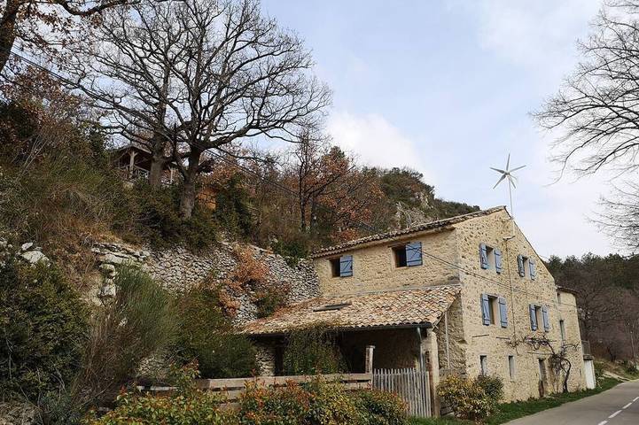 Gîte pour 2 personnes, avec jardin à Reilhanette - 2