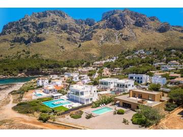 Villa in Artà, Mallorcas Küste für 9 