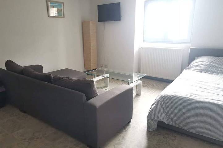 Apartamento entero, T1 à Louer Centre Ville de Guéret Pouvant Accueillir 4 Personnes in Guéret, Región de Guéret