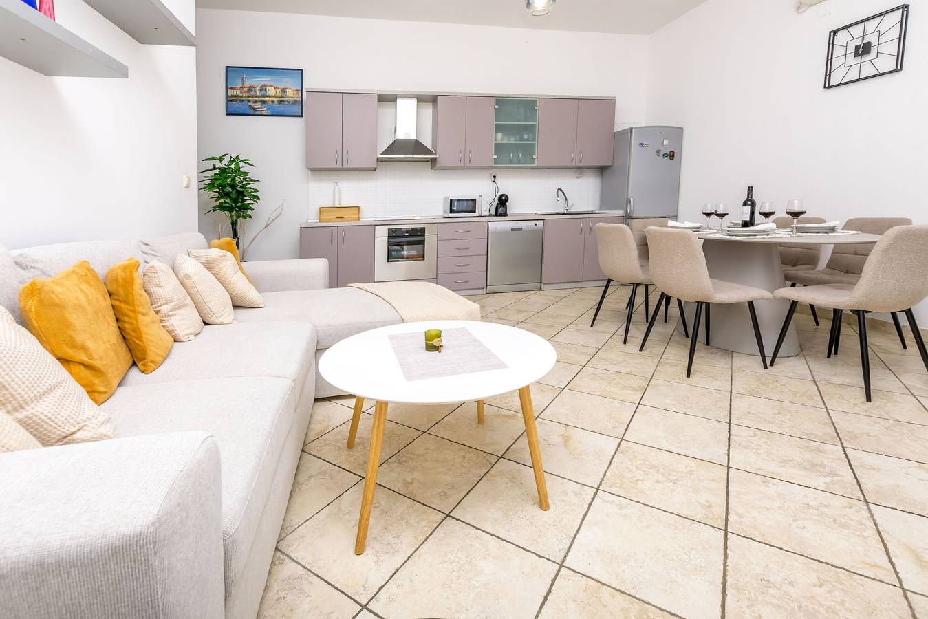 Ganze Wohnung, Apartment Kiara near the beach in Primosten, Šibenik-Knin