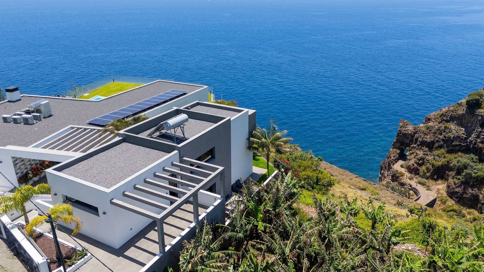 Villa Calhau by Lovelystay in Pináculo, Ponta do Sol