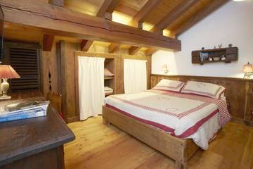 Gîte pour 4 personnes, avec sauna ainsi que jardin et vue dans Nus
