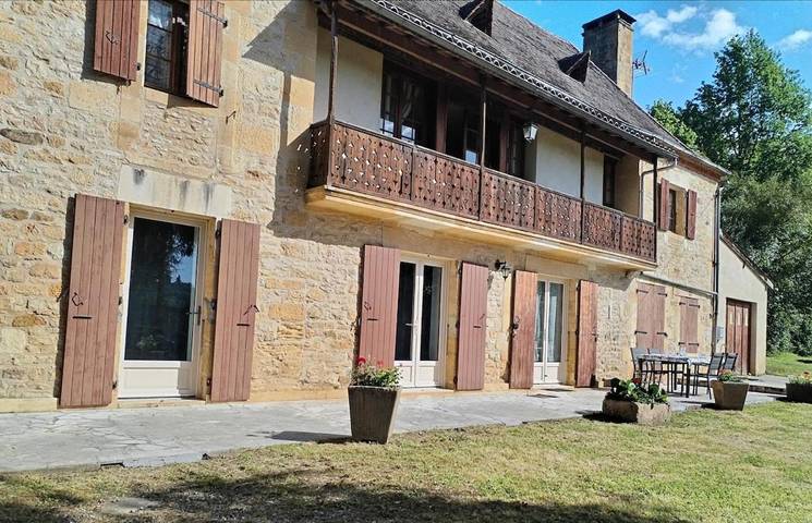 Location de vacances pour 4 personnes, avec vue ainsi que jardin et terrasse à Calviac-en-Périgord - 4