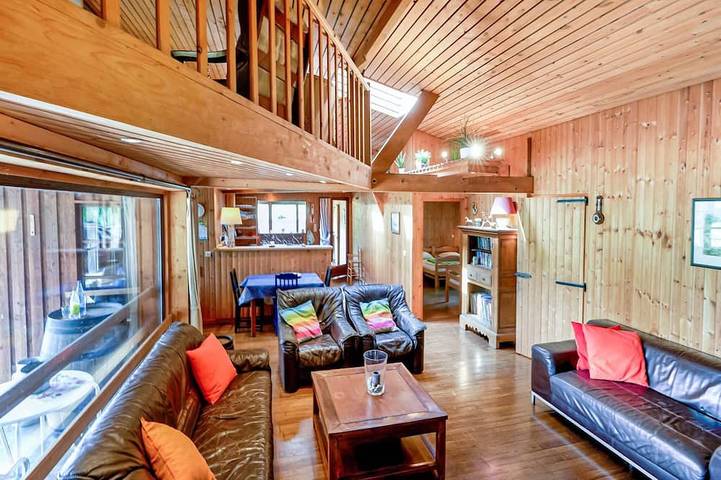Gîte pour 12 personnes, avec jardin