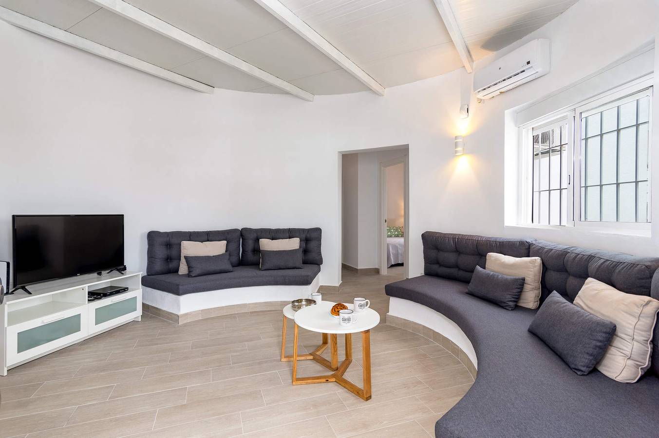 Villa für 8 Personen in Playa El Bombo, Mijas