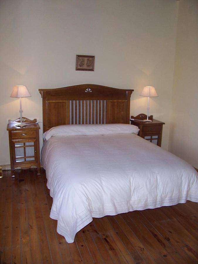 Casa rural para 10 personas, con jardín en Espeja