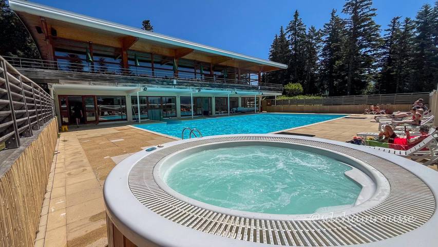 Gîte pour 4 personnes, avec Piscine à Chamrousse
