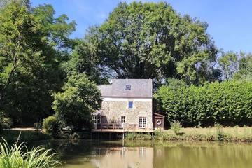Gîte pour 5 personnes, avec jardin et terrasse à Courcy