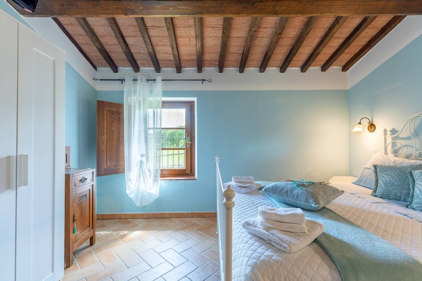 Camera 'Papavero' con vista sulle montagne, piscina condivisa e Wi-Fi in Chianciano Terme, Siena e dintorni