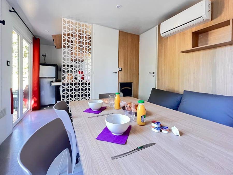 Camping La Grappe Fleurie - Mobilheim 6 personen - Cottage Family Superior in Fleurie, Beaujolais