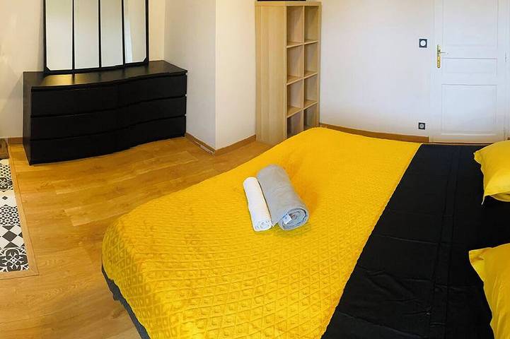 Location de vacances pour 6 personnes, avec Jacuzzi à Cenon - 3