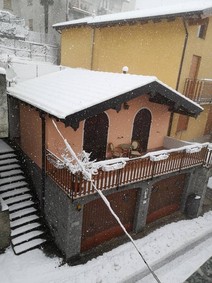Chalet für 3 Personen, mit Pool und Garten sowie Ausblick, mit Haustier am Comer See - 2