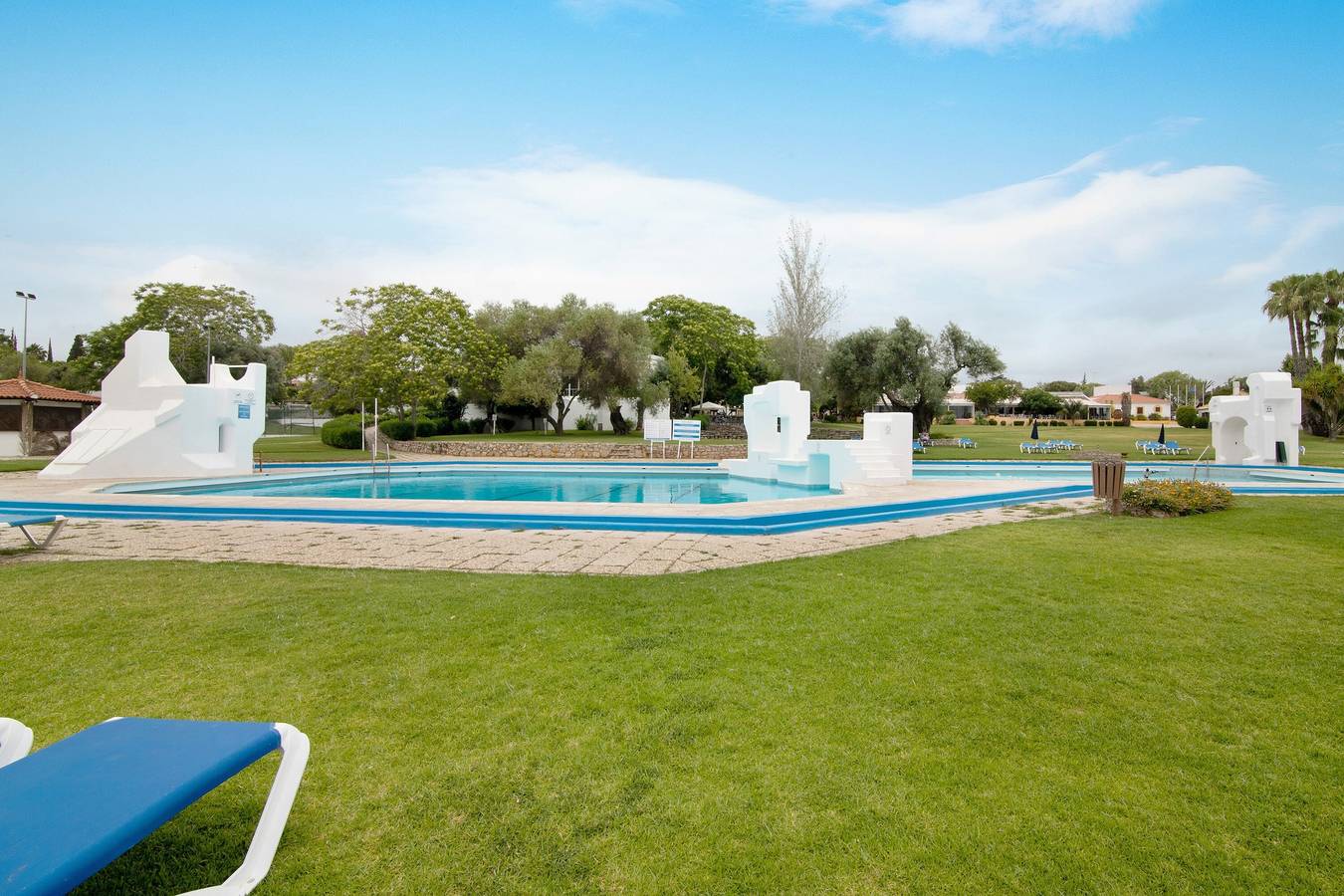 Casa de férias 'Pedras Del Rei Ll' com piscina partilhada, Wi-Fi e Ar Condicionado in Tavira, Santa Luzia (Tavira)