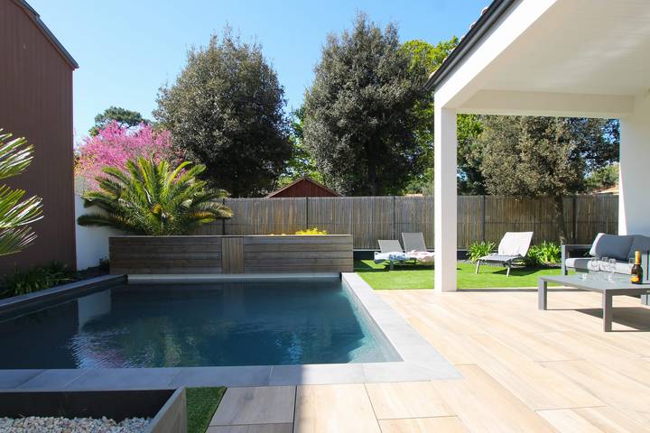 Location de vacances pour 8 personnes, avec jardin et piscine, adapté aux familles à Saint-Vincent-sur-Jard - 2