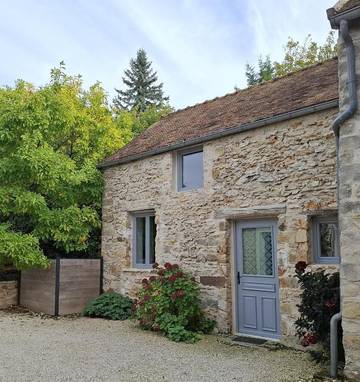 Gîte pour 3 personnes, avec terrasse à Maincy
