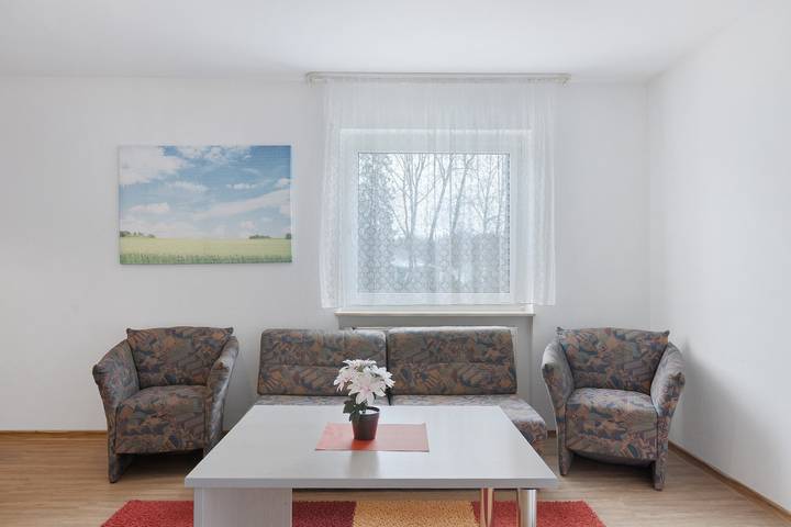 Ganze Wohnung, Apartment 30, Gratis DreiWeltenCard und Balkon - nur 2 Gehminuten vom Solemar entfernt in Bad Dürrheim, Mittlerer Schwarzwald
