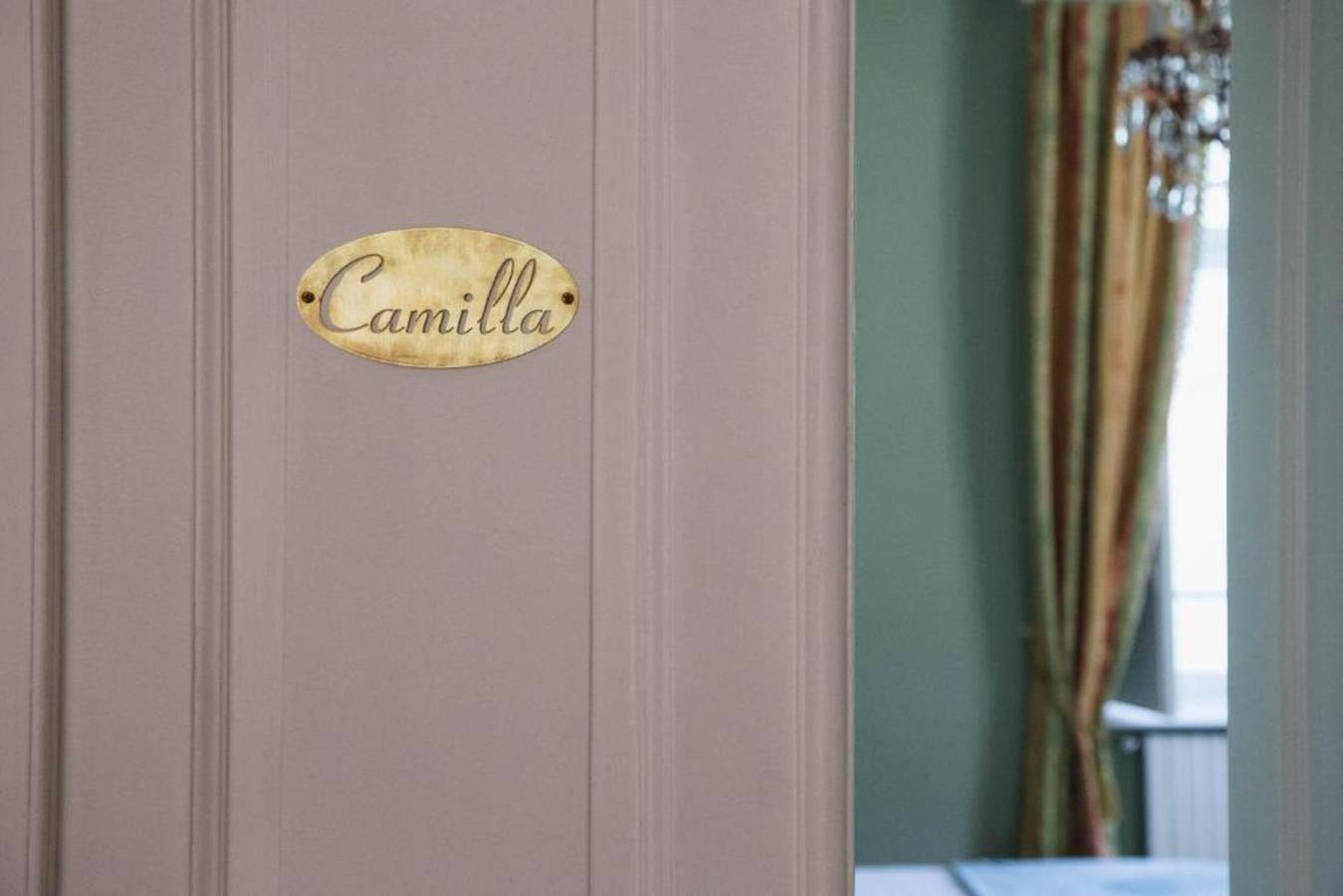 Room 'Camilla' with Private Terrace, Shared Garden and Wi-Fi in Comune di Cannobio, Lago Maggiore (Piemonte)