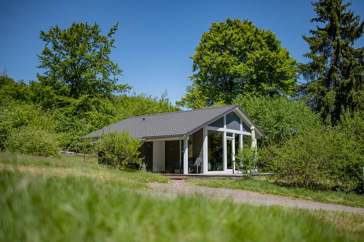 Ferienhaus für 3 Personen, mit Balkon und Terrasse sowie Garten und Pool in Thüringen - 2