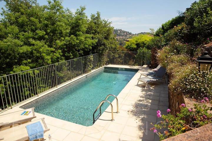 Villa pour 6 personnes, avec piscine et balcon/terrasse à Théoule-sur-Mer - 3