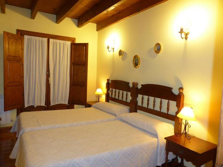 Casa de vacaciones para 4 personas, con jacuzzi además de jardín y balcón en Costa Oriental Asturiana - 4